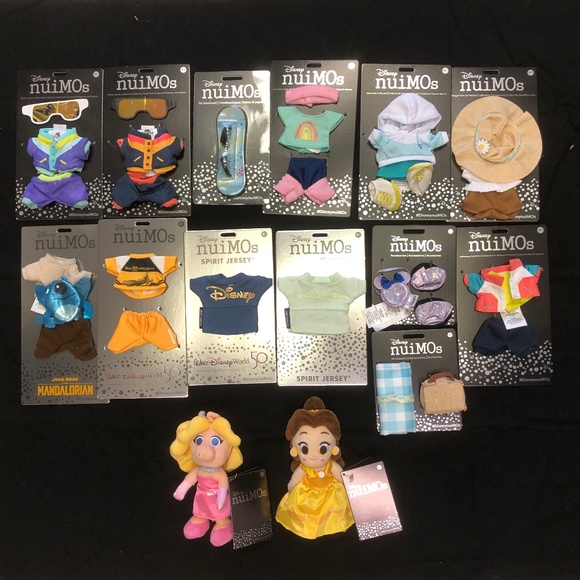 Disney Other - Disney Nuimos Belle Miss Piggy W/ Clothes Outfits Accessories 50th Spirit Jersey